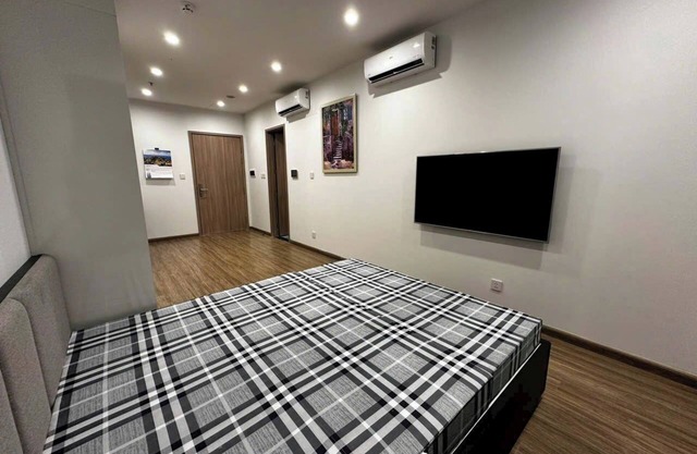 Oanh Luxstay