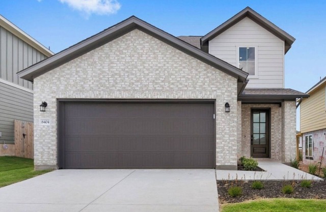 Oasis: 3BR, 2.5BA, pets allowed..