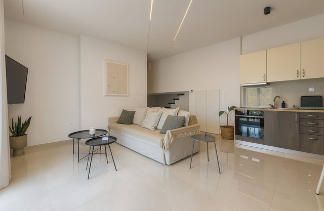 Oasis Acropolis Serres Next to Center (Parking)