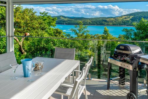 Oasis Apartments on Hamilton Island by HIHA