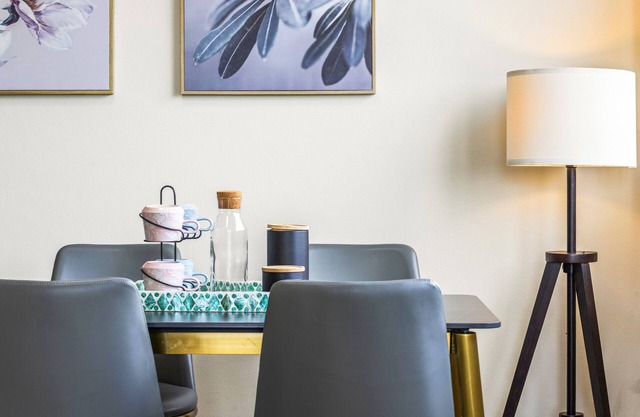 Oasis near Chatswood 2 Bedrooms Condo in Roseville
