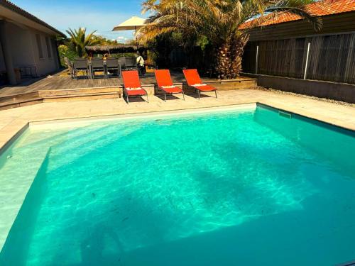 Oasis Villa Magescq Votre paradis avec Piscine et Jacuzzi