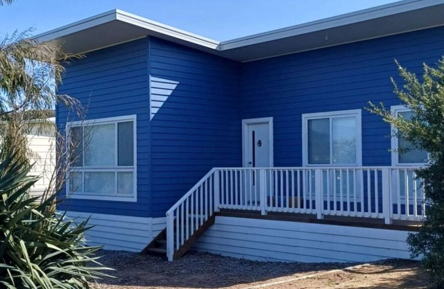 Ocean Blue - Linen, WiFi, Kayo and Pet Friendly