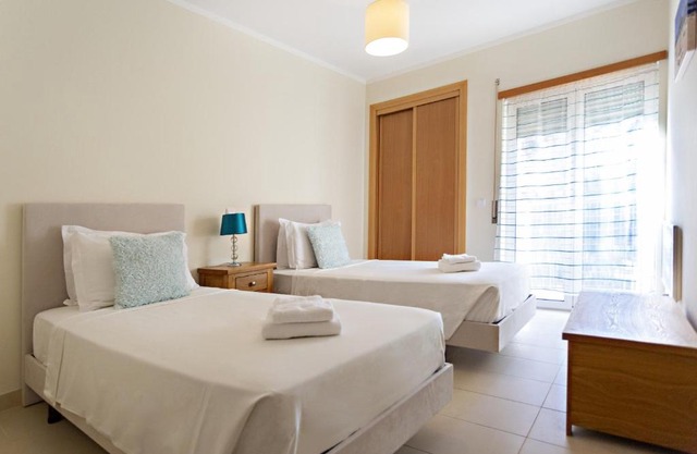 Ocean Breeze Apartment