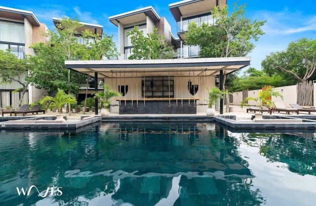 Ocean Breeze Loft Steps Away From Hotel Zone