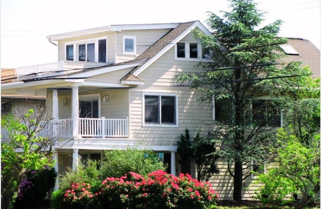 OCEAN CITY, NJ - Single house, Pet Friendly!