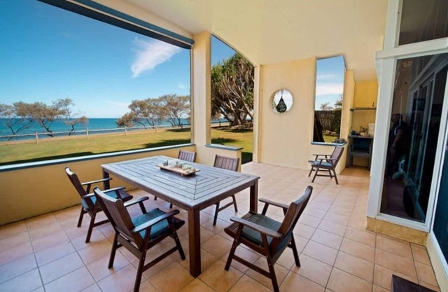 OCEAN CLUB HOUSE. Absolute Oceanfront house directly on championship golf course