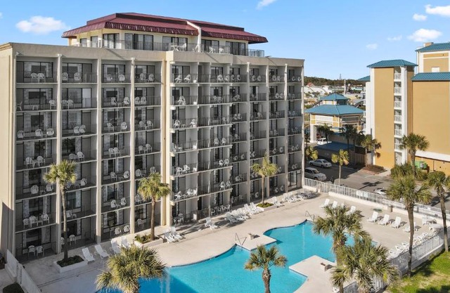 Ocean Crest Inn and Suites