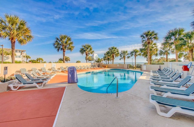 Ocean Forest Plaza Luxury Getaway