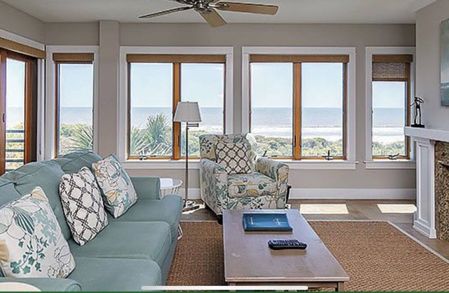 Ocean front 3 bedroom condo