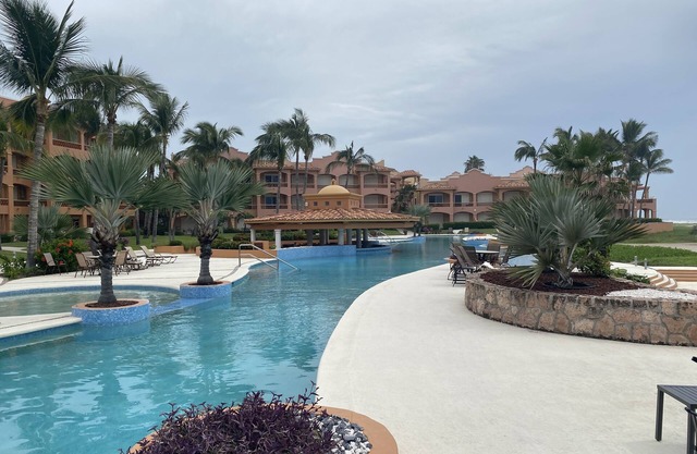 Ocean front condo on golf course walk out ground floor