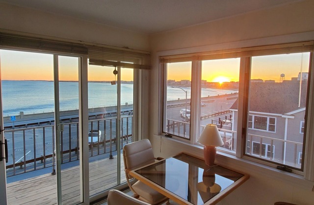 OCEAN FRONT PENT HOUSE WHOLE CONDO