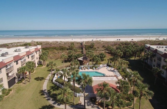 Ocean Ge Club P19 2 Bedroom Condo by RedAwning
