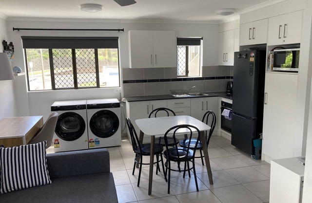Ocean/Island View, Pool, Free Park, Modern Kitchen