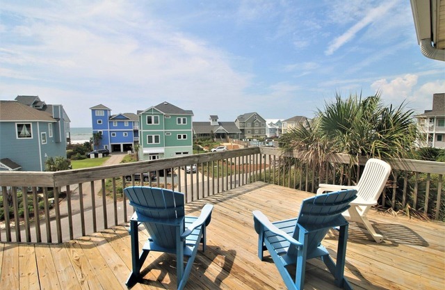 "Ocean Lookout" - Community Pool, Tennis and Beach Access!