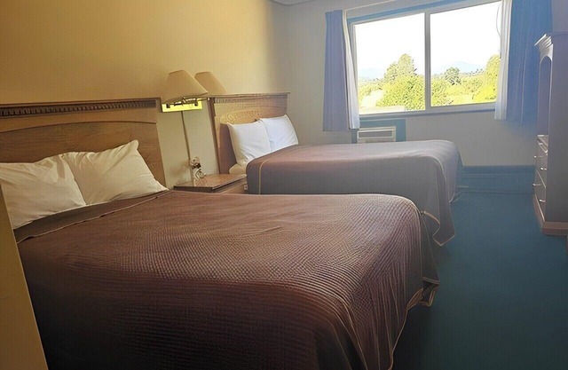 Ocean Marina Hotel