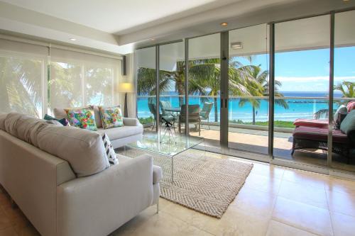 Ocean One 204 by Bluescape
