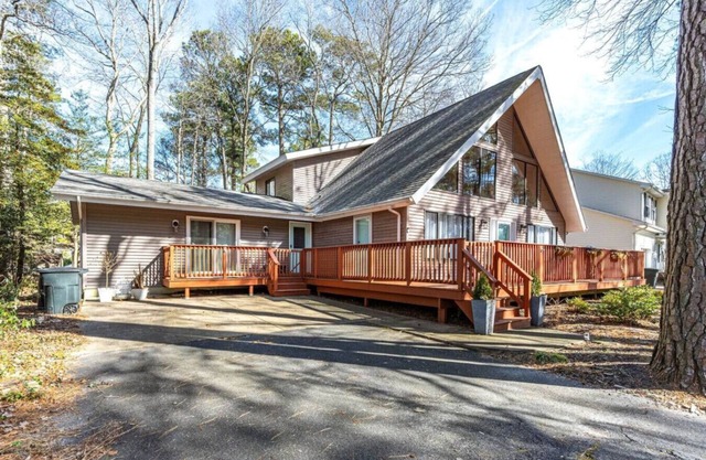 Ocean Pines Chalet !