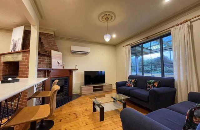 Ocean Road Holiday House