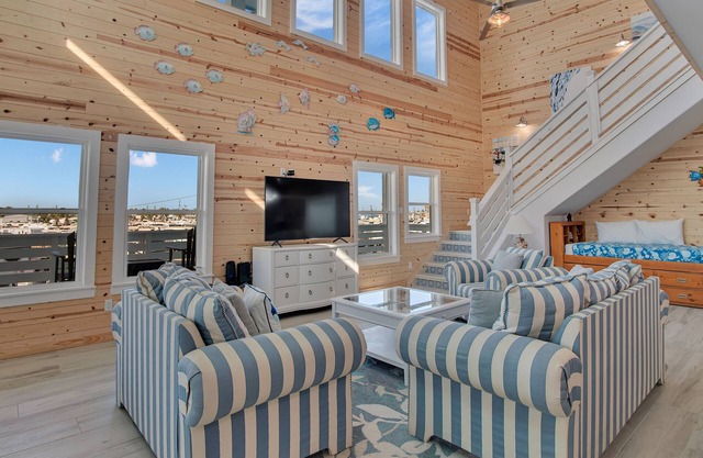 Ocean Spirit | Near the Beach, Shopping + Dining!