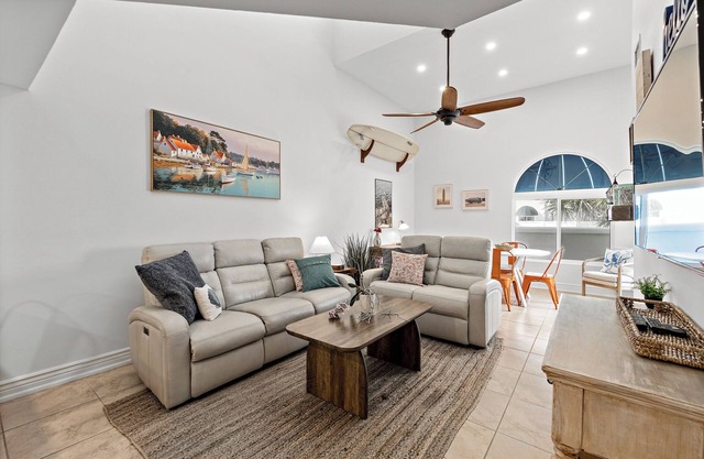 Ocean View, 2 Primary Suites, Heated Pool, Beach