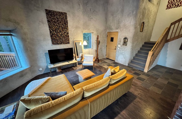 Ocean View 4-bedroom house at Mendocino Stone Ranch