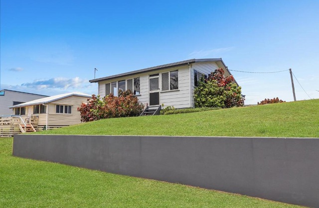 Ocean View Bungalow!