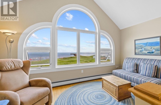 Ocean View Cottage In The Heart Of North Rustico- Seconds To Beach & Restaurants