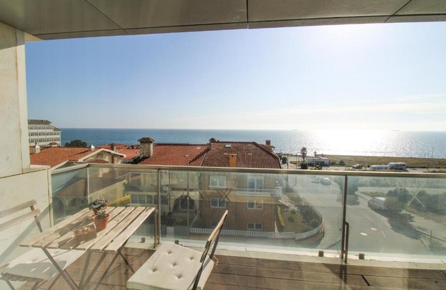 Ocean View Luxury Apartment