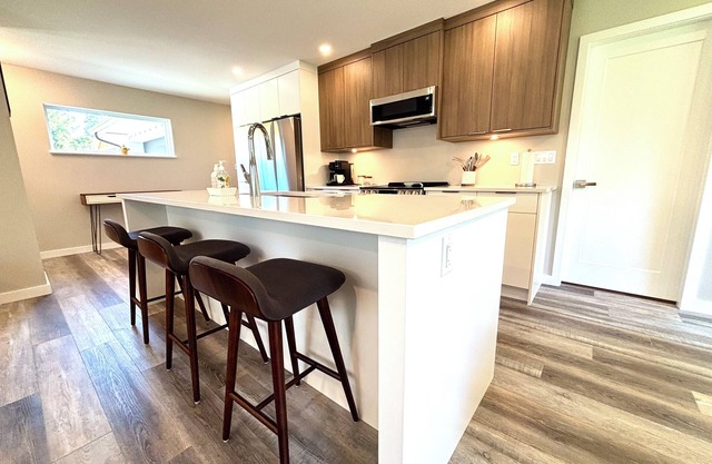 Ocean View /Hobby Farm/New Home 2025