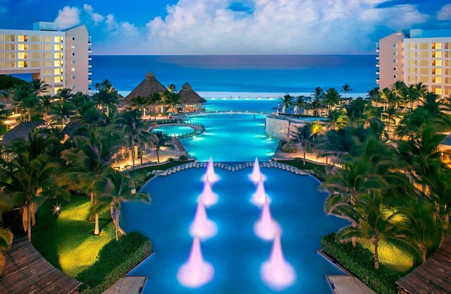 Estudio con vista al mar y cocina americana