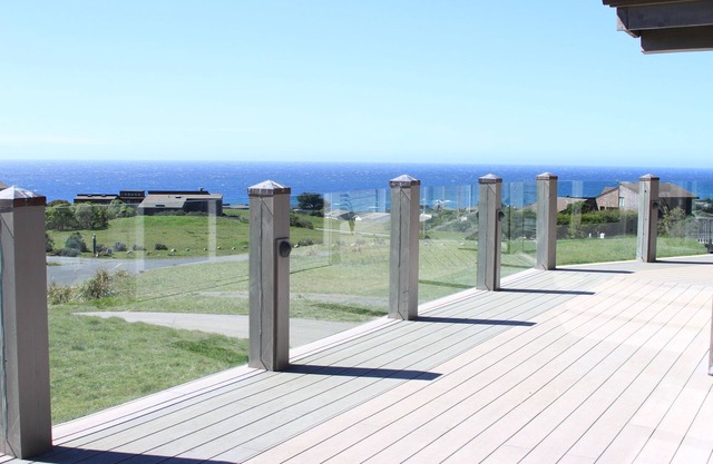¡IMPRESIONANTES VISTAS AL OCÉANO desde CADA HABITACIÓN! - CAMINATA A LA PLAYA! - WI-FI GRATIS !