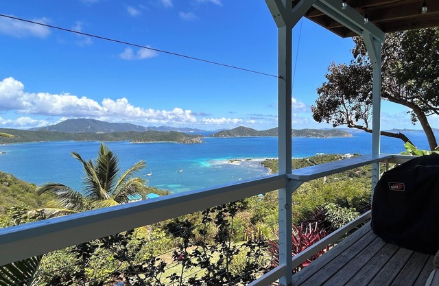 Perfecto para parejas con presupuesto limitado: vistas al mar y excelentes comodidades.