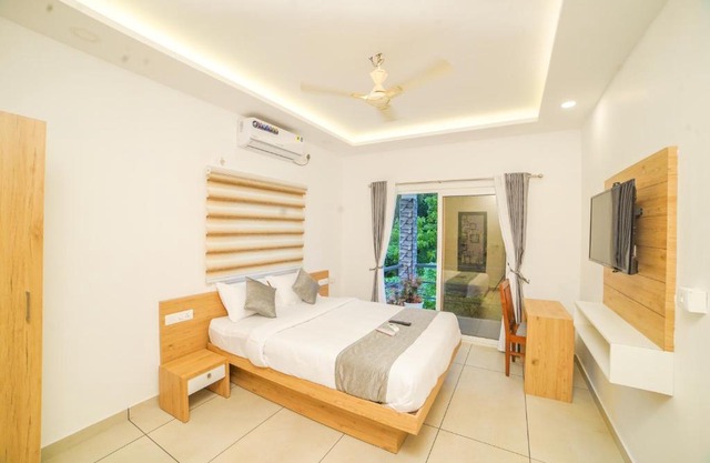 Oceana Hills Residency
