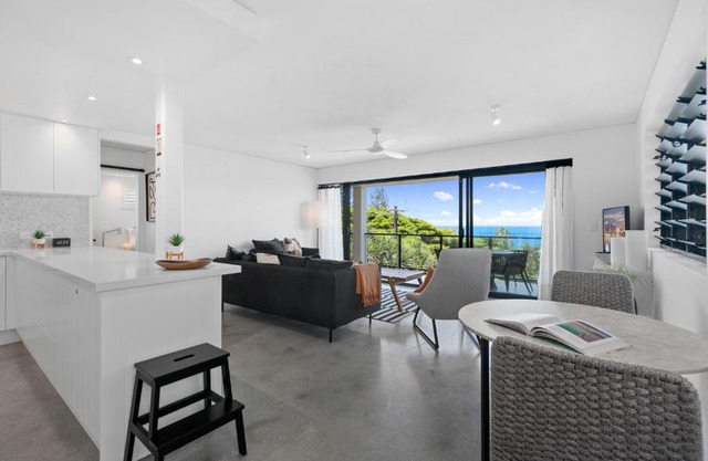 Oceanbreeze at Sunshine Beach