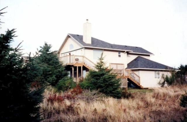 Oceanfront/5 Bdrm –Rent by week or month at extraordinary low rate!