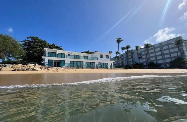 Oceanfront Apartment with Balcony on Corcega Beach