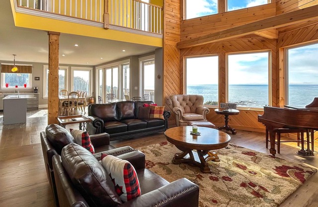 Oceanfront Beautiful Estate Home on Cape Breton Island!