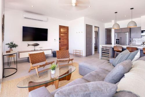 Oceanfront Condo Steps Away From Cerritos Beach