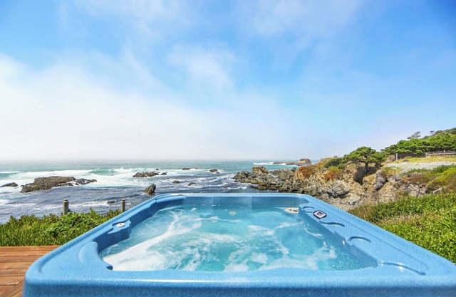 Condominio frente al mar con jacuzzi privado, terraza amueblada y vistas - a pie de playa