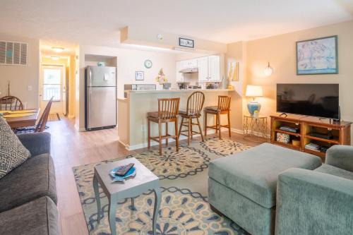 Oceanfront Condo with 3+ Pools - Ocean Dunes 2303A Endless Waves