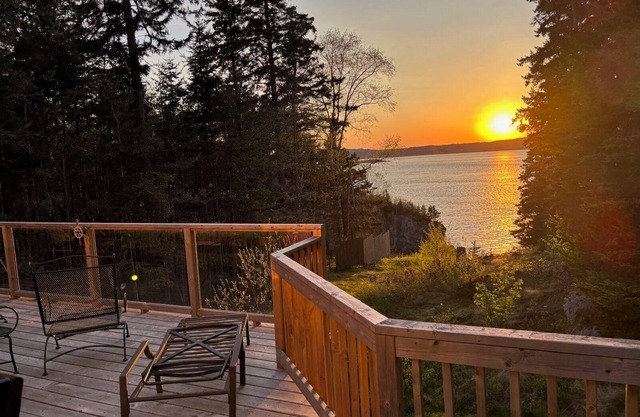 Periwinkle Cottage Campobello