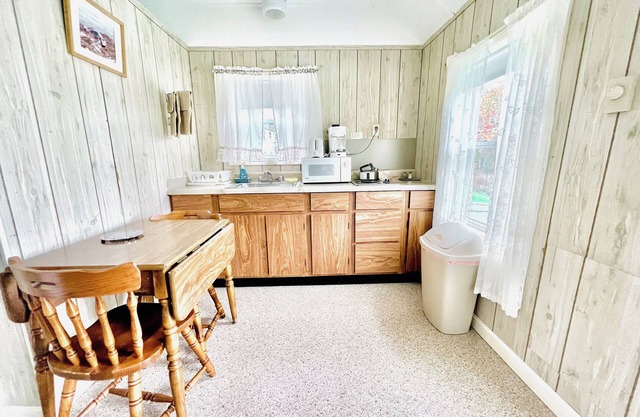 Oceanfront Cottage at Emery's Cottages