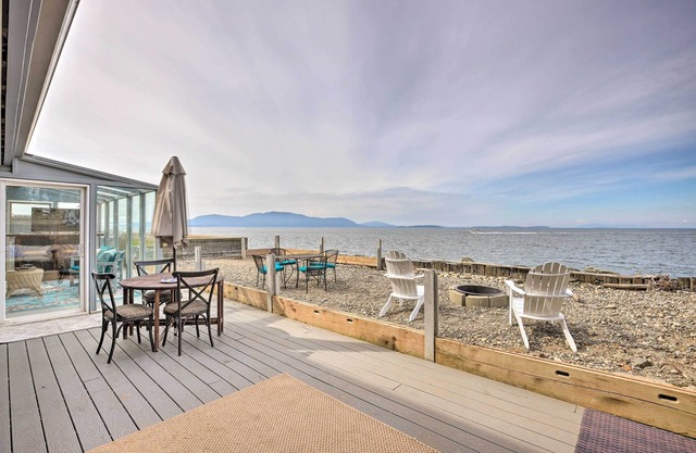 Oceanfront Ferndale Oasis w/ Fire Pit, Grill!