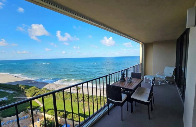 Oceanfront High-Rise Full Condo