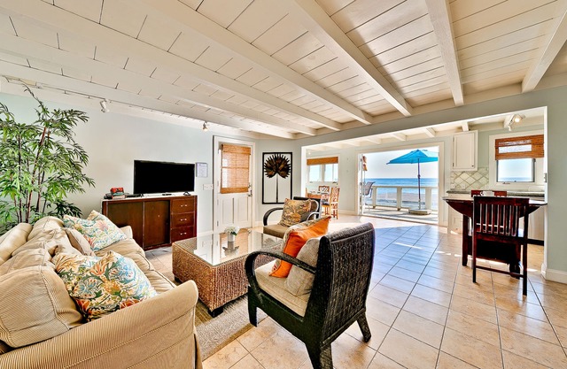 Oceanfront home on the sand with breathtaking ocean views
