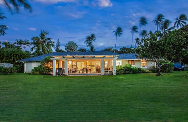 Frente al mar: Large Private Beach House - Maui North Shore