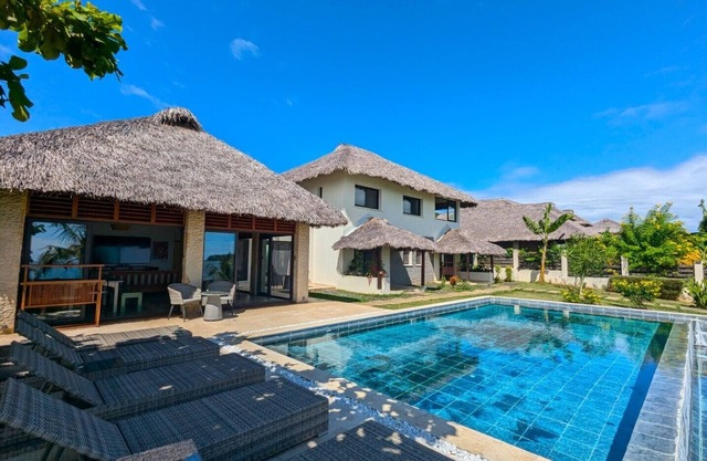 Oceanfront Luxury Villa with Infinity Pool and Private Beach
