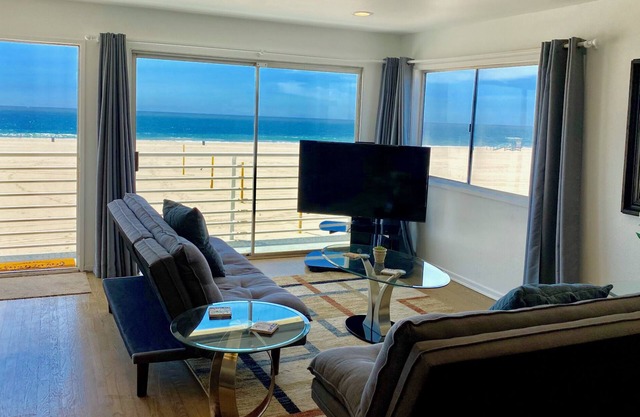 Increíble casa frente al mar en THE STRAND, ¡vive la buena vida, ahora!
