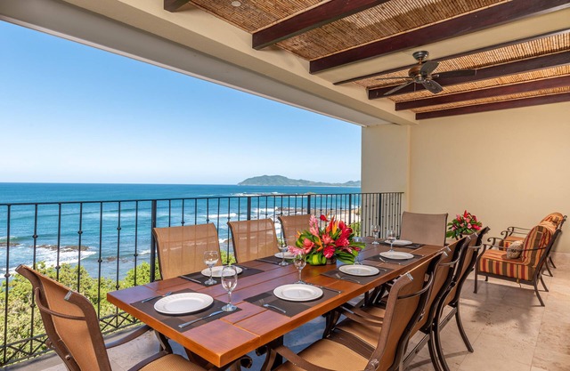 PISCINAS DE CRISTAL FRENTE AL MAR - MEJOR PENTHOUSE, LAS MEJORES VISTAS - VER VIDEO